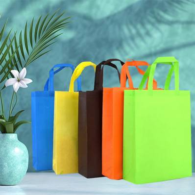 Non Woven Loop Handle Bags Manufacturers in Ahmednagar